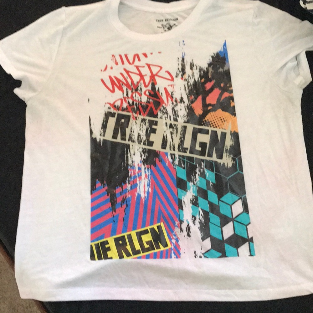 Women’s true religion crop top